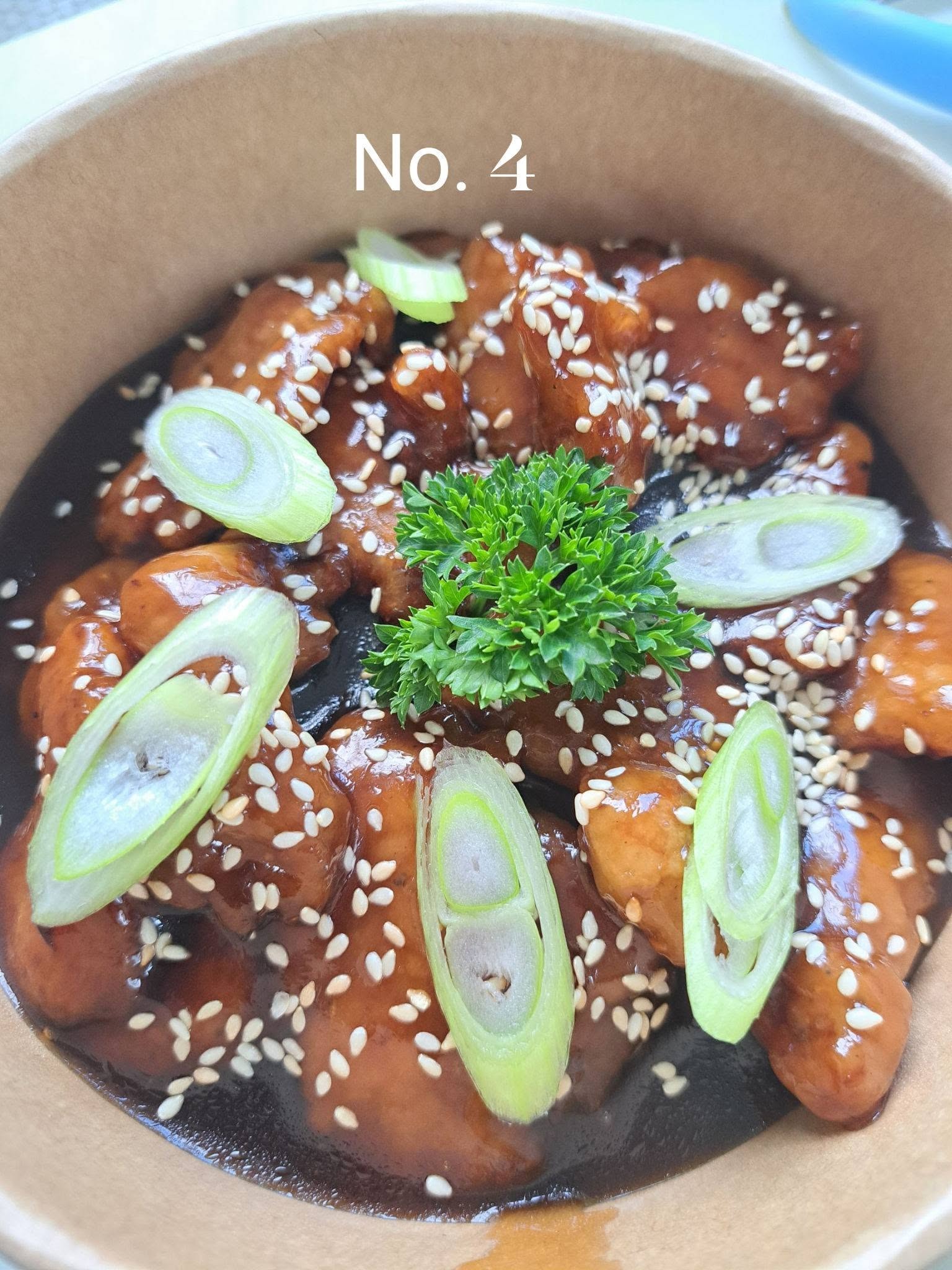 No.9 MayMay — Plat thaï 12